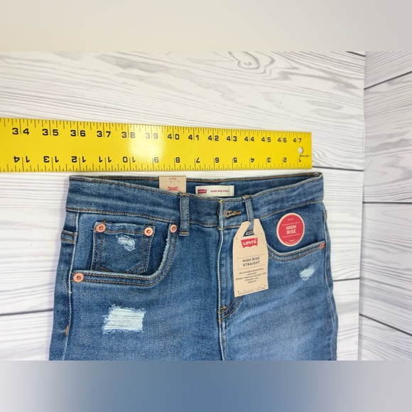Levi’s HIGH RISE STRAIGHT Jeans - Picture 4 of 8